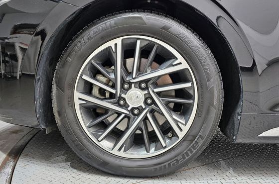 Hyundai Grandeur 2.5 Premium — пробег 56 160 км — фото 5 из 5