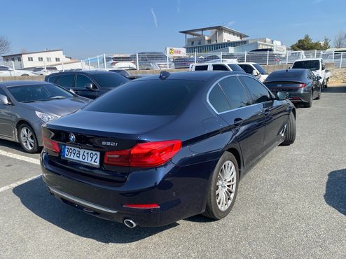 BMW 5-Series 520i Luxury — пробег 48 988 км — фото 4 из 5