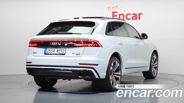 Audi Q8 из Кореи Encar