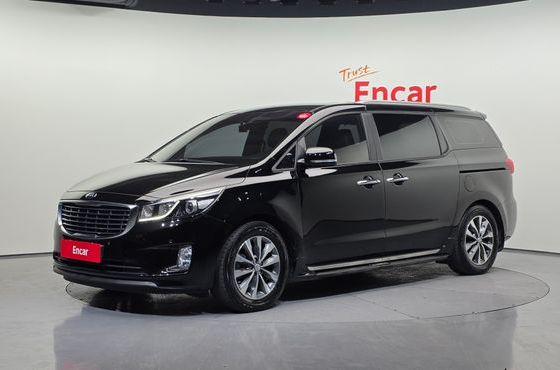 Kia Carnival 11-seater Prestige — пробег 84 516 км — фото 1 из 5