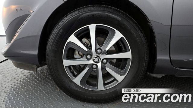 Toyota Prius 1.5 — пробег 98 965 км — фото 5 из 5