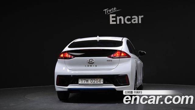 Hyundai Ioniq из Кореи Encar