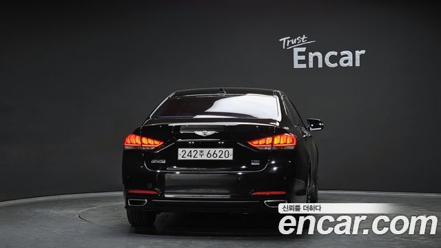Hyundai Genesis из Кореи Encar