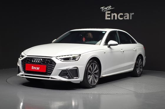 Audi A4 40 TFSI Premium — пробег 14 421 км — фото 1 из 5