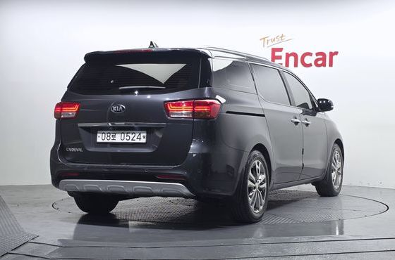 Kia Carnival Gasoline 9-seater Noblesse — пробег 62 432 км — фото 2 из 5