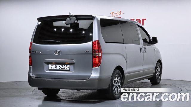 Hyundai Starex 12-Seater Wagon Modern Special — пробег 94 377 км — фото 2 из 5