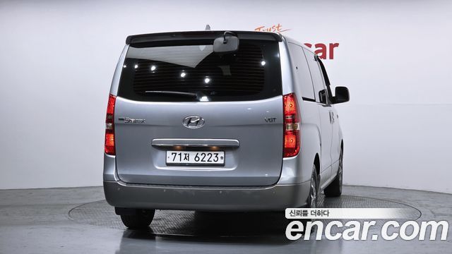 Hyundai Starex 12-Seater Wagon Modern Special — пробег 94 377 км — фото 4 из 5