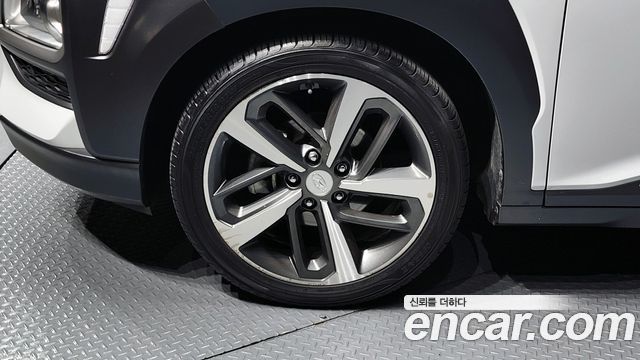 Hyundai Kona из Кореи Encar