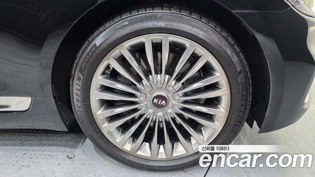 Kia K9 3.8 GDI AWD PlatinumⅡ — пробег 154 850 км — фото 5 из 5
