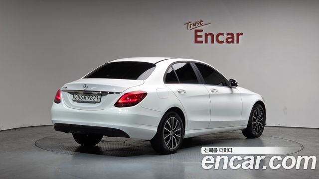 Mercedes-Benz C-Class из Кореи Encar
