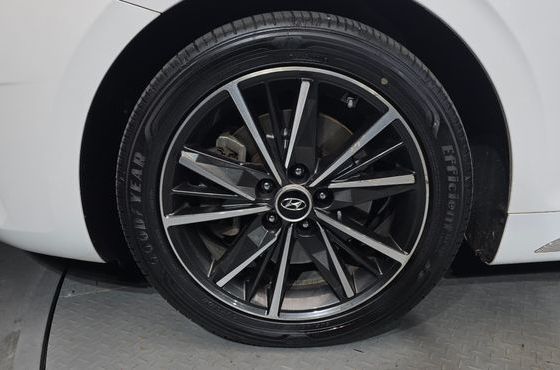Hyundai Grandeur 3.3 Premium — пробег 82 145 км — фото 5 из 5
