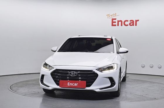 Hyundai AVANTE 1.6 GDI Smart Special — пробег 93 784 км — фото 3 из 5