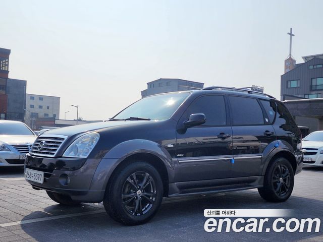 Ssangyong Rexton AWD RX7 High-Deluxe — пробег 276 544 км — фото 1 из 5