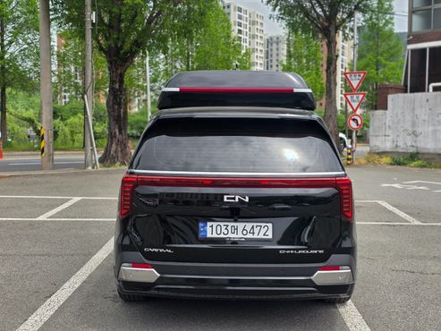 Kia Carnival Gasoline 9-Seater Hi Limousine (7-seater Limousine(Special vehicle) — пробег 21 300 км — фото 4 из 5