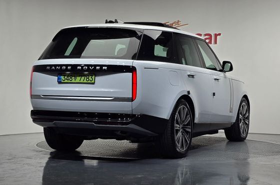 Land Rover Range Rover P550E AB — пробег 2 112 км — фото 2 из 5