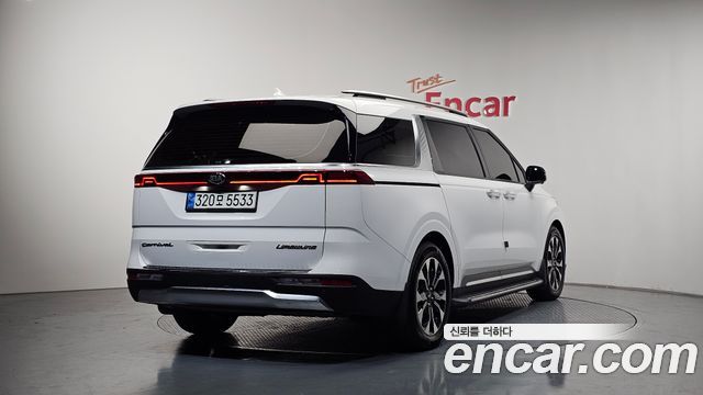 Kia Carnival 7-Seater Signature — пробег 74 765 км — фото 2 из 5