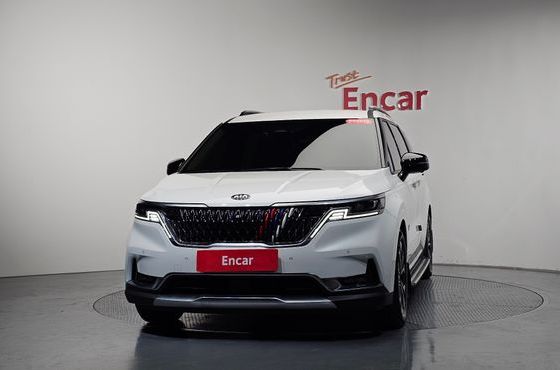Kia Carnival 7-Seater Signature — пробег 74 765 км — фото 3 из 5