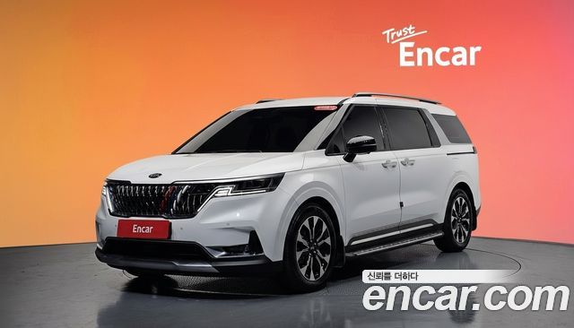 Kia Carnival 7-Seater Signature — пробег 74 765 км — фото 1 из 5