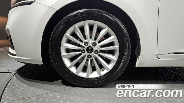 Kia K7 из Кореи Encar