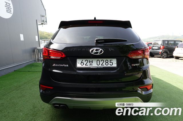 Hyundai Santafe Diesel 2.0 2WD 1 Million — пробег 155 062 км — фото 2 из 5