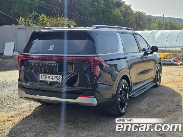 Kia Carnival Gasoline 9-Seater Prestige — пробег 33 350 км — фото 4 из 5