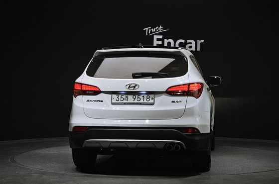 Hyundai Santafe Diesel(e-VGT) 2.2 2WD Premium — пробег 144 822 км — фото 4 из 5