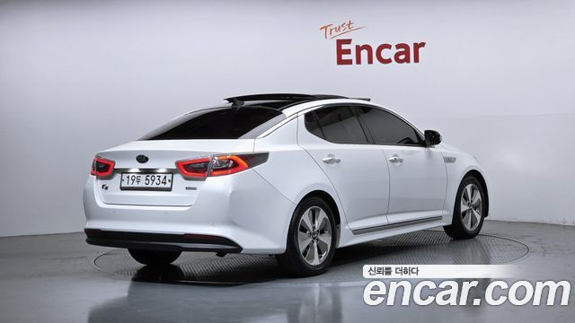 Kia K5 из Кореи Encar