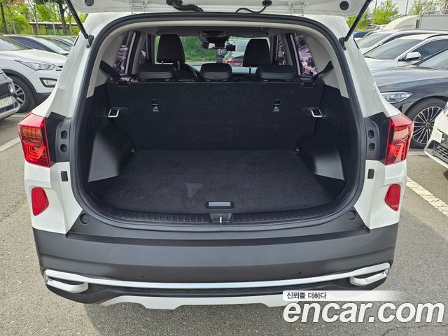 Kia Seltos из Кореи Encar