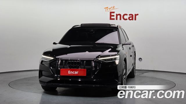 Audi e-tron из Кореи Encar