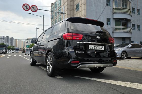 Kia Carnival 9-Seater Noblesse Special — пробег 129 185 км — фото 5 из 5