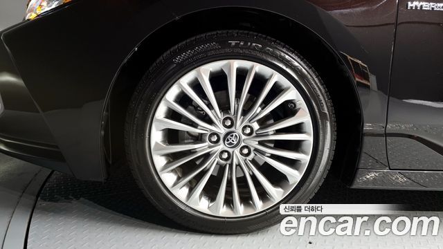 Toyota Avalon 2.5 Hybrid — пробег 48 569 км — фото 5 из 5
