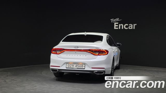 Hyundai Grandeur из Кореи Encar