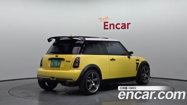 Mini Cooper из Кореи Encar