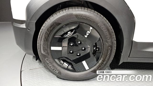 Kia PV5 из Кореи Encar