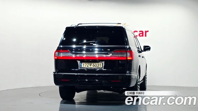 Lincoln Navigator 3.5L — пробег 86 363 км — фото 4 из 5