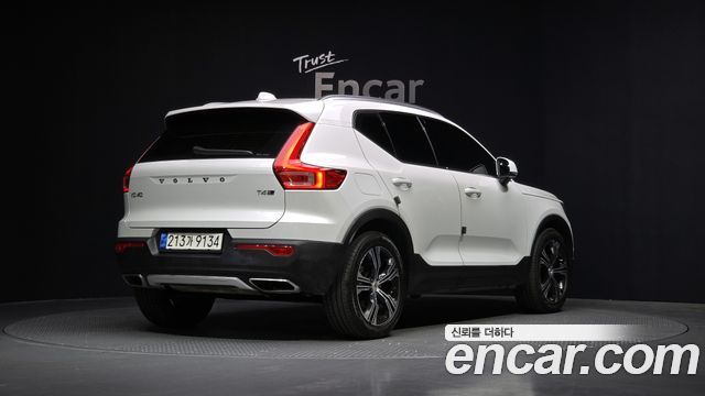 Volvo XC40 из Кореи Encar