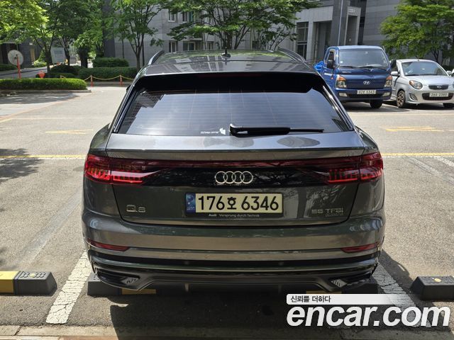 Audi Q8 55 TFSI Quattro Premium — пробег 53 000 км — фото 3 из 5