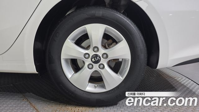 Kia K3 из Кореи Encar