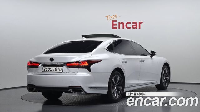 Lexus LS из Кореи Encar