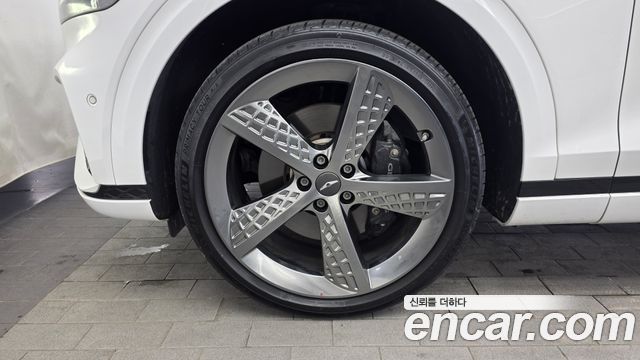 Genesis GV70 из Кореи Encar