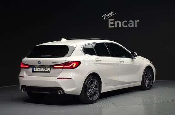 BMW 1-Series 118d Sport — пробег 40 982 км — фото 2 из 5