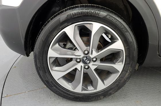 Kia Stonic Diesel 1.6 Trendy — пробег 158 936 км — фото 5 из 5