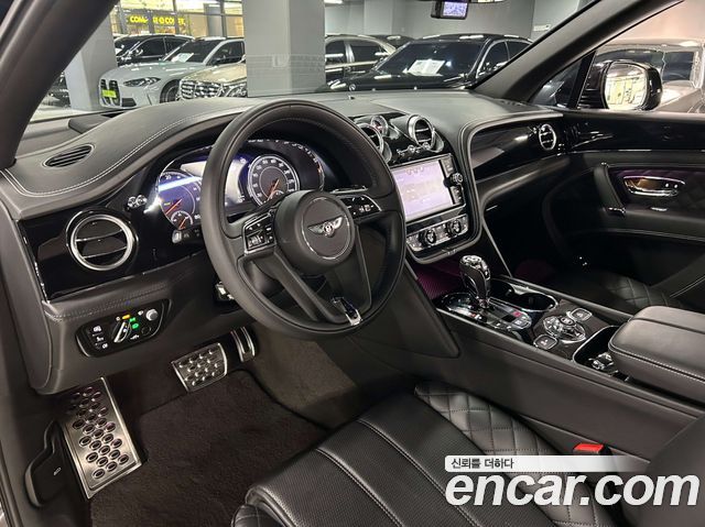 Bentley Bentayga 3.0 Plug-in HEV — пробег 51 000 км — фото 4 из 5