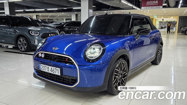 Mini Cooper Convertible Favoured — пробег 10 342 км — фото 1 из 5