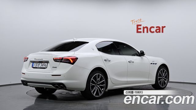 Maserati Ghibli из Кореи Encar