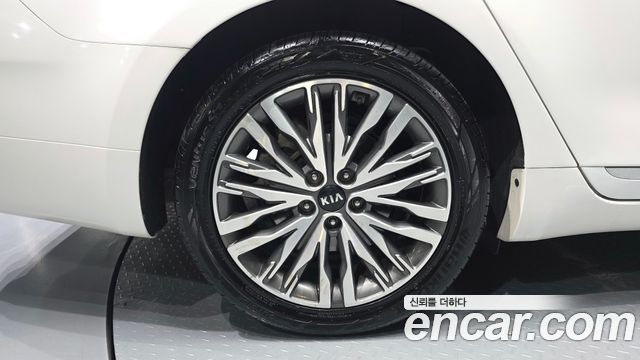 Kia K7 из Кореи Encar