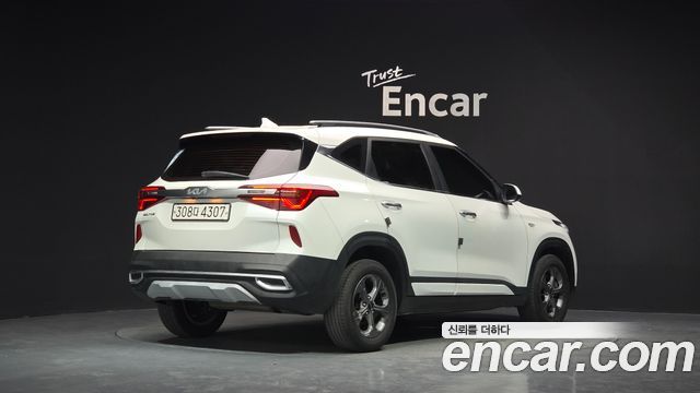 Kia Seltos из Кореи Encar