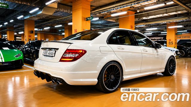 Mercedes-Benz C-Class C63 AMG Sedan — пробег 149 000 км — фото 4 из 5