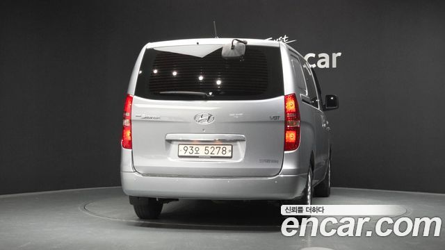 Hyundai Starex Van 5-Seater Modern — пробег 12 245 км — фото 4 из 5