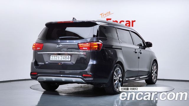 Kia Carnival Gasoline 9-Seater Prestige — пробег 108 014 км — фото 2 из 5